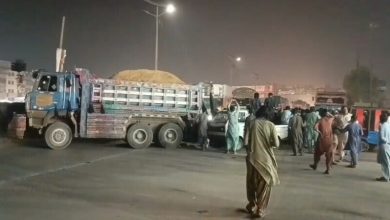 Karachi residents protest prolonged water and power outages