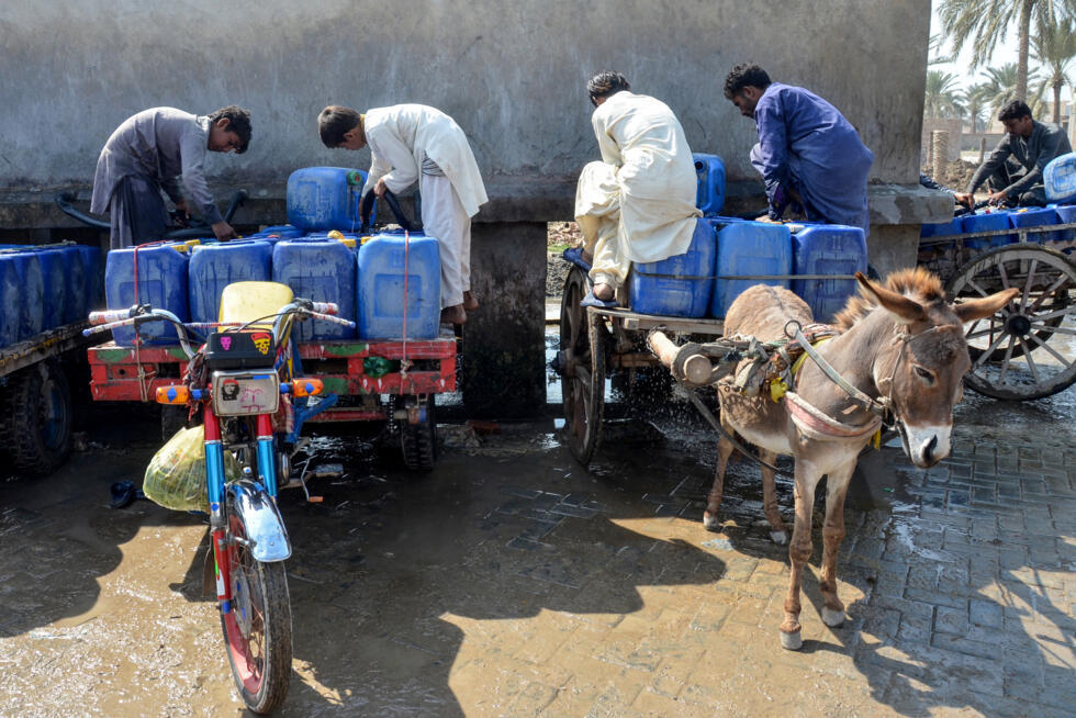 Trump’s Aid Freeze Imperils Life-Saving Clean Water in Pakistan’s Scorching Hottest City