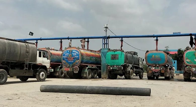 Karachi Faces Severe Water Crisis Tanker Mafia